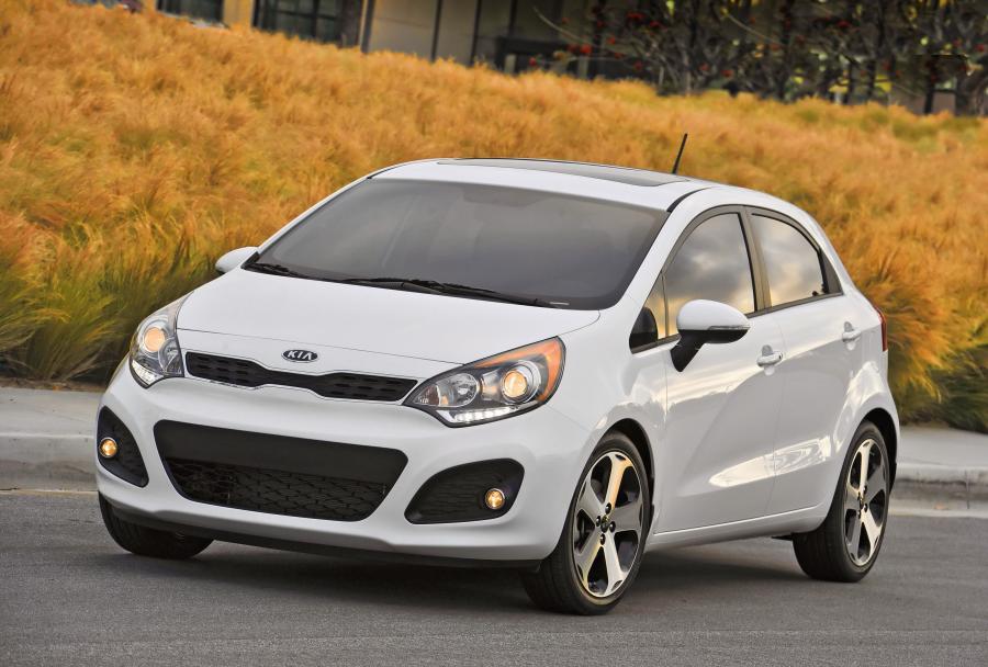  Kia Rio 5-Door 2011 года  (US) (фото 57 из 76)